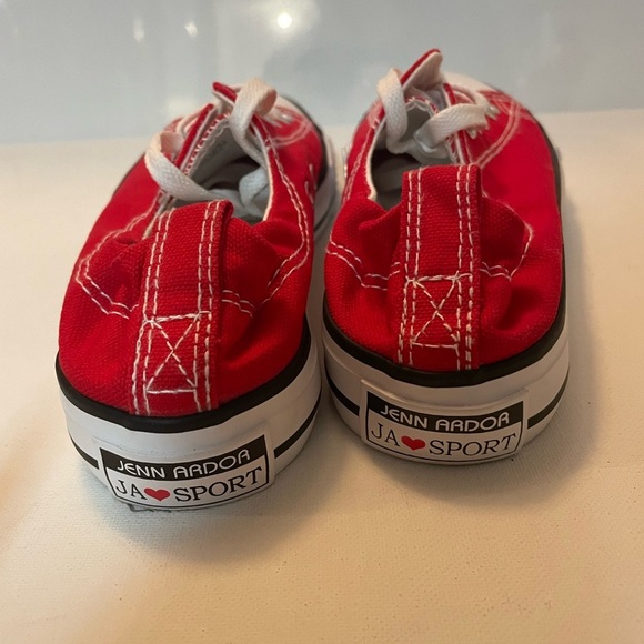 New Jenn Ardor Red and White Canvas Sneakers like converse size 6.5 - Picture 6 of 8